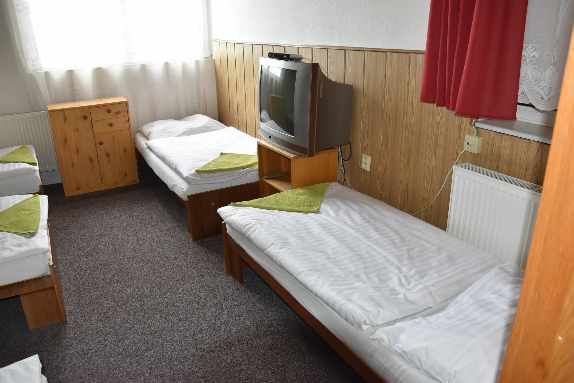 Alexander Hotel